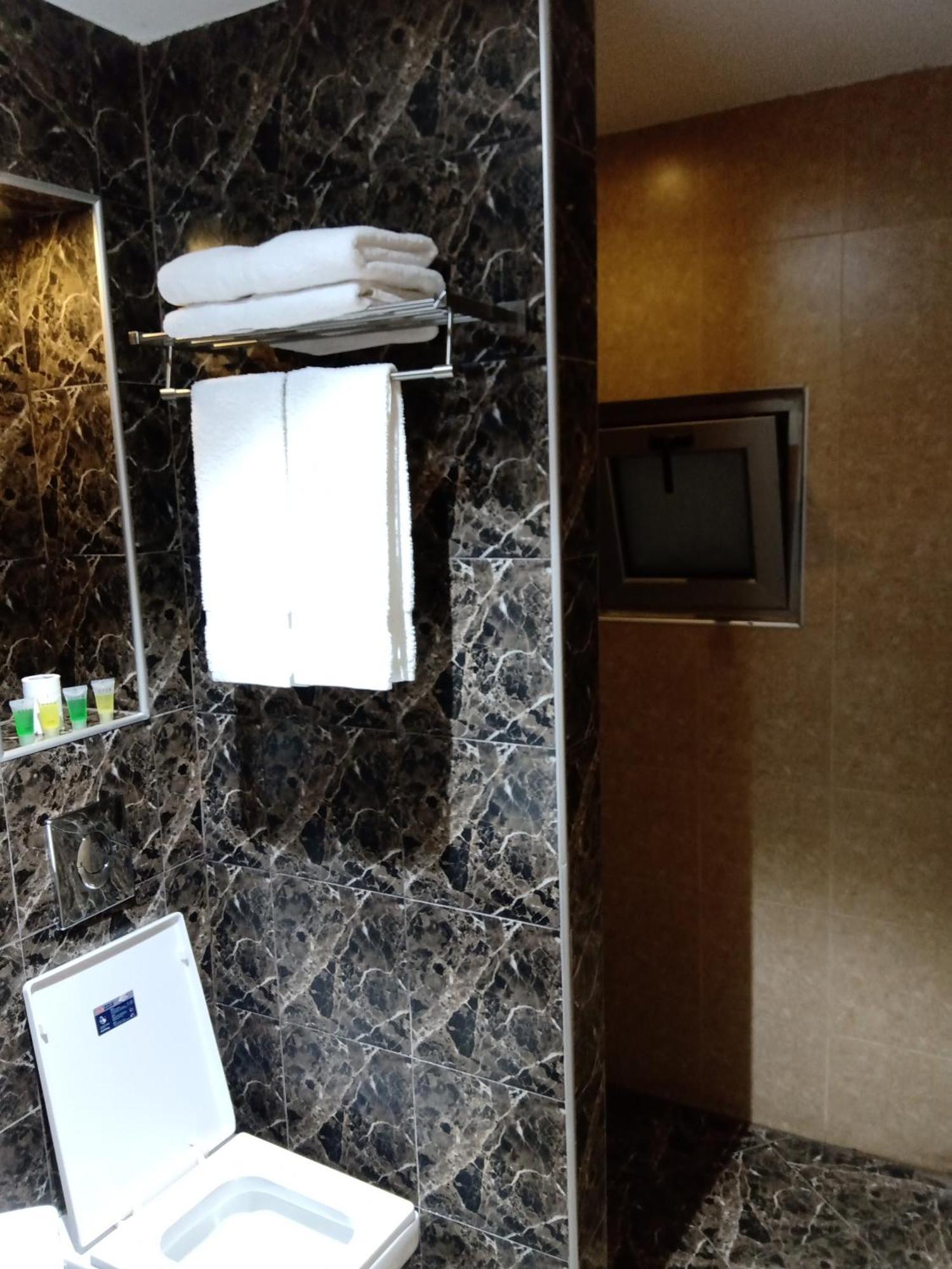 Seven7Days Hotel Aqaba Bilik gambar